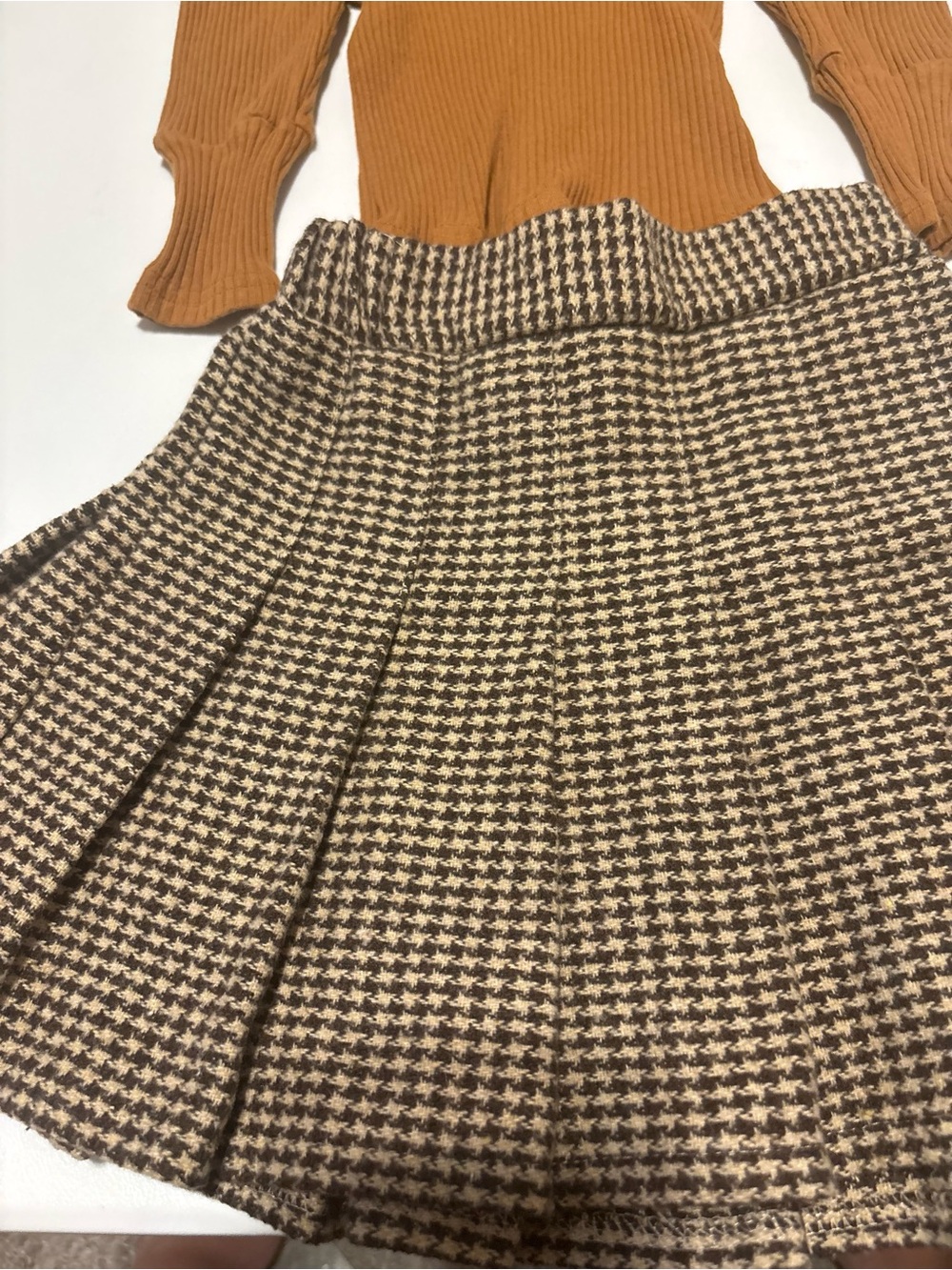 Fall Outfit // 2T - Picture 2 of 4